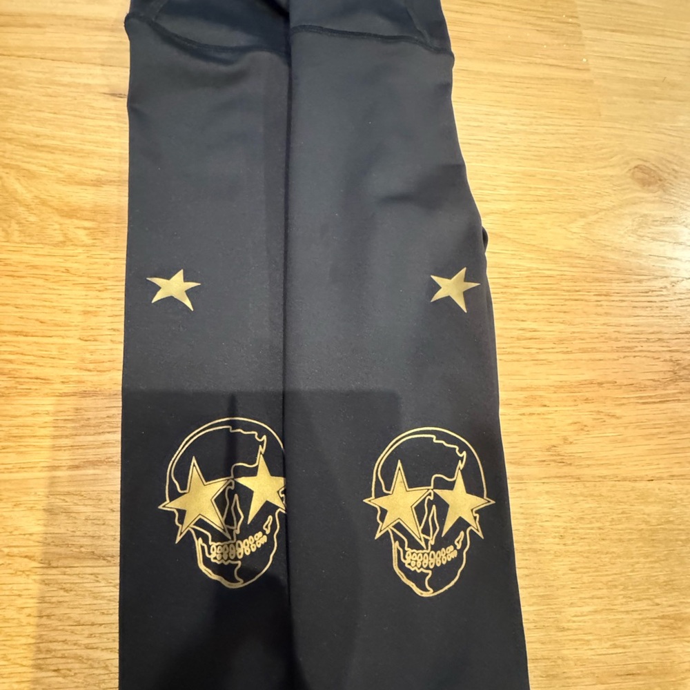 CHRLDR‎ Black Leggings with Gold Star and Skull Design